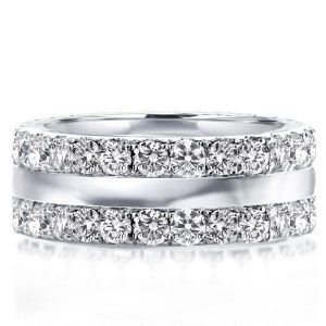 Claccis Round Wedding Band