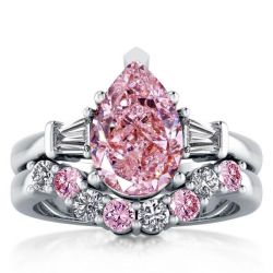 Italo Pear Shaped Pink Stone Wedding Rings Bridal Set