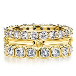 Italo Bezel Setting Cushion & Round Cut Stackable Band Set