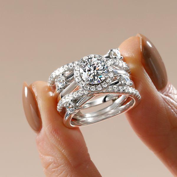 White Sapphire Wedding Ring Sets: The Perfect Choice for Timeless Elegance