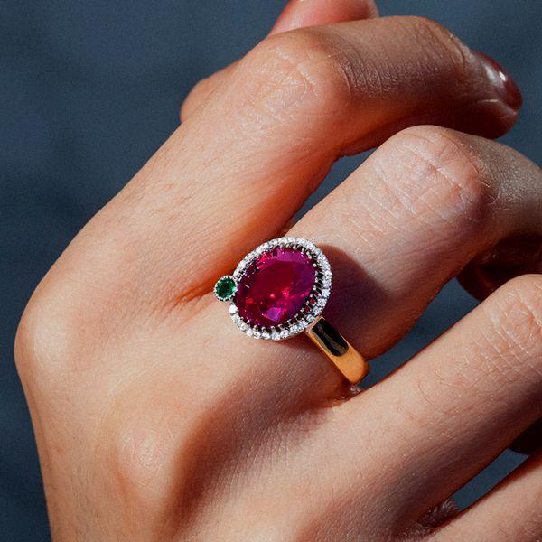 Why a Garnet Ring is the Perfect Choice for Engagement Rings for Women