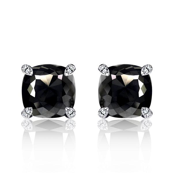 The Timeless Elegance of Black Stud Earrings: A Must-Have Jewelry Piece