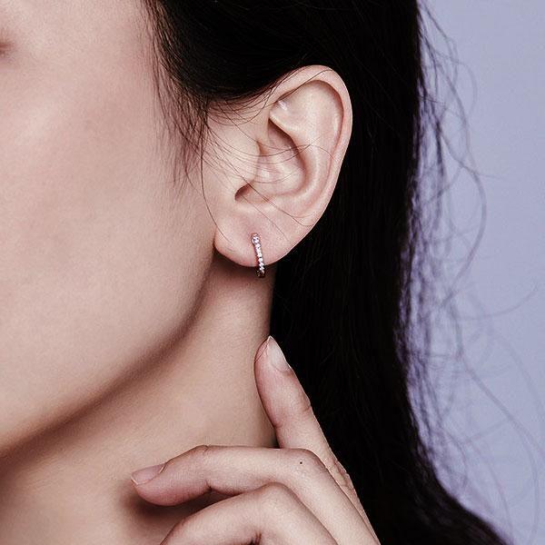 Small Silver Hoop Earrings That Elevate Your Look: A Jewelry Box Essential