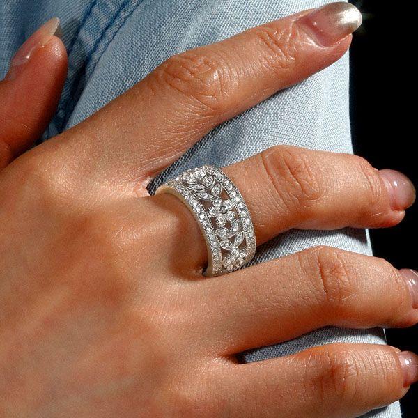 What Is an Eternity Ring: A Symbol of Everlasting Love