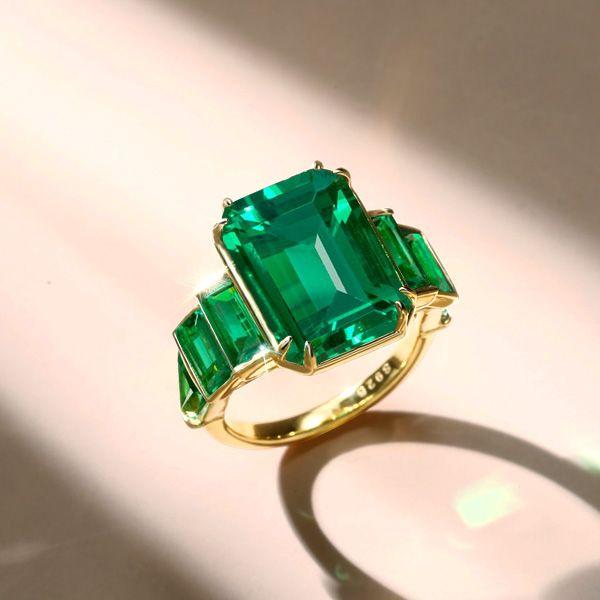 Why Are Emerald Rings for Women the Ultimate Symbol of Love and Elegance?