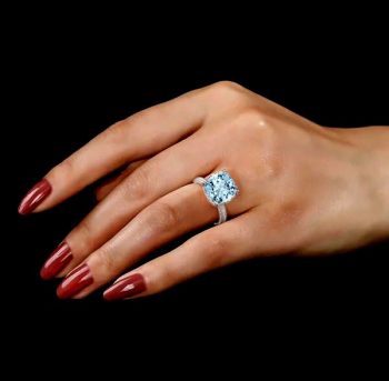 Why Choose a Cushion Cut Aquamarine Ring for Your Engagement?