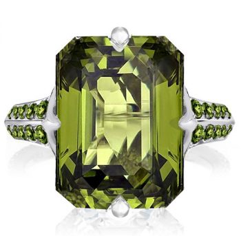 Why a Vintage Peridot Ring is the Perfect Choice for Your Jewelry Collection？