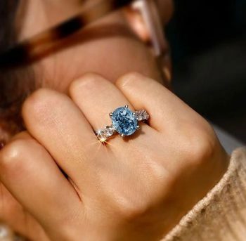 Promise Ring vs Engagement Ring: Understanding the Key Differences