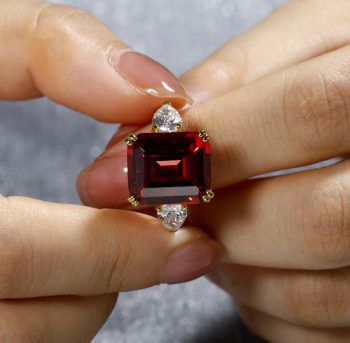 Why Unique Garnet Rings Are the Ultimate Statement Jewelry Piece？